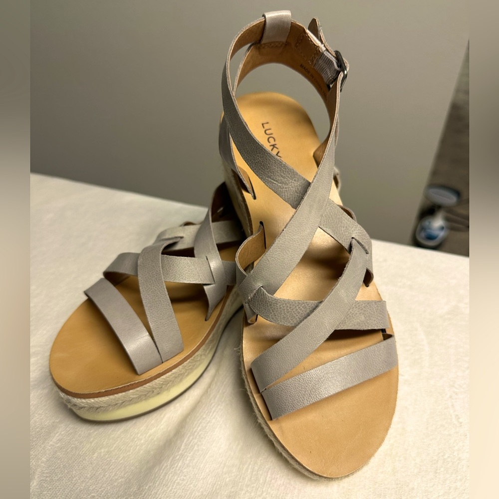 Womens Lucky Brand Platform Strappy Sandal.